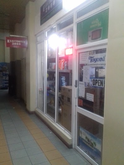 Electronics Store