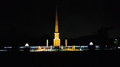 Photos of Parliament Grounds
