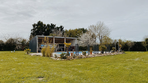 Photo de Domaine de Saint Florent - Piscine & Spa à Beauvoir-sur-Niort (79360)