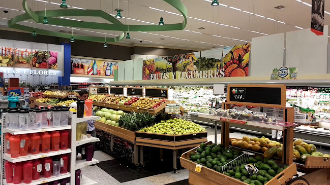 Opiniones de Megamaxi Los Ceibos en Guayaquil - Supermercado