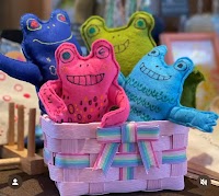 カエル雑貨かえるや