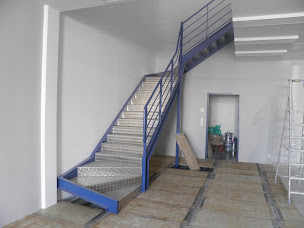 Photo n°7 de TECHNIC AZUR à Saint-Zacharie (Producteur de ferronnerie industrielle)