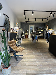 Photo n°3 de La Pause - Store Masculin à Palavas-les-Flots (Magasin de vêtements pour hommes)