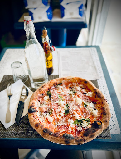 Photo 3 - Burger Planet