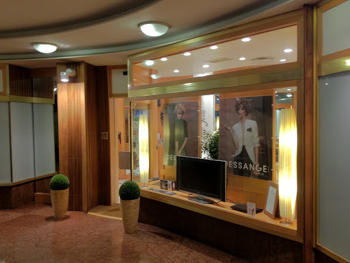 Carlo Ferri Coiffeur e Beautè Gallery - Italy