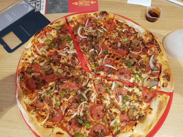 Pizza Hut Carlos V