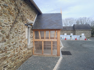 Photo n°3 de Simon Charpente Bois à Vallons-de-l'Erdre (Menuisier)