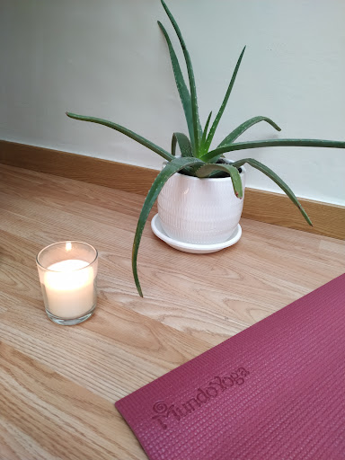 Estudio de yoga y pilates Momento - Thumbnail