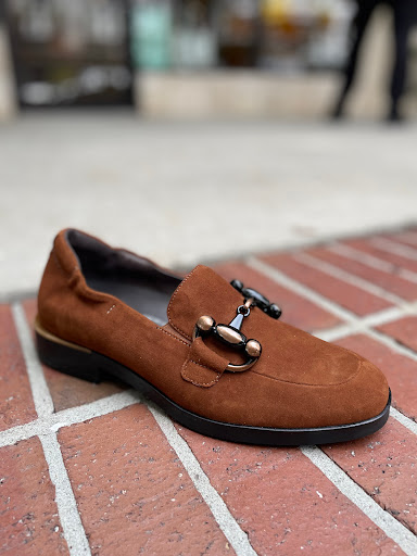 Shoooz on Park Ave - Thumbnail