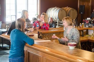 Prairie Crossing Vineyard & Winery