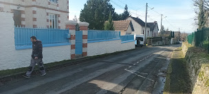 Photo n°19 de Entreprise JF Rénovation - Peintre et nettoyage de toiture Loir et Cher à Villefranche-sur-Cher (Service de nettoyage et d'entretien)