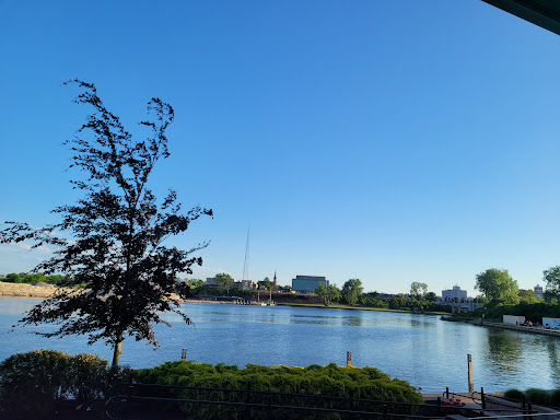 Plank's Tavern on the Water - Thumbnail