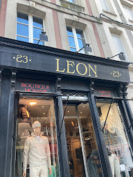 Photo n°9 de LÉON à Honfleur (Magasin de vêtements pour hommes)