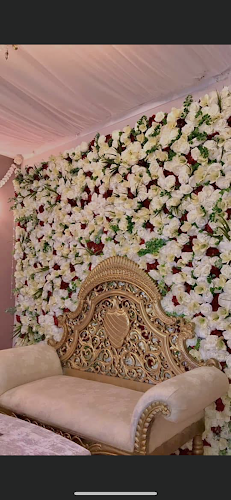 Grandeur Flowers - Florist