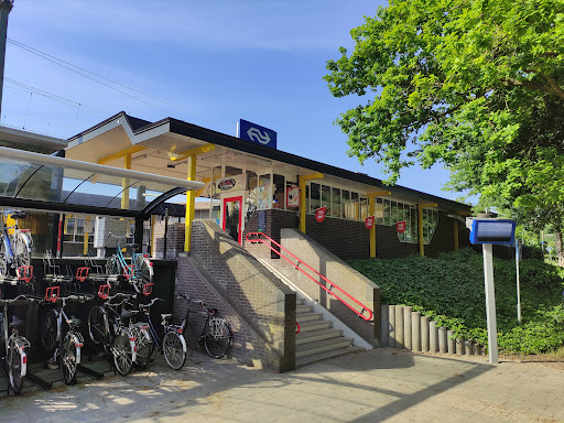 Station Rosmalen