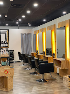 Lestari Salon (BJ Complex)