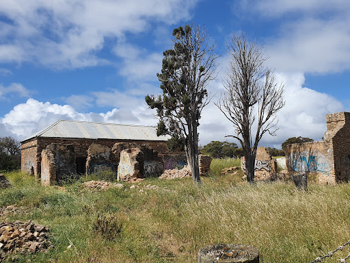 Pingle Farm Trail Carpark - Thumbnail
