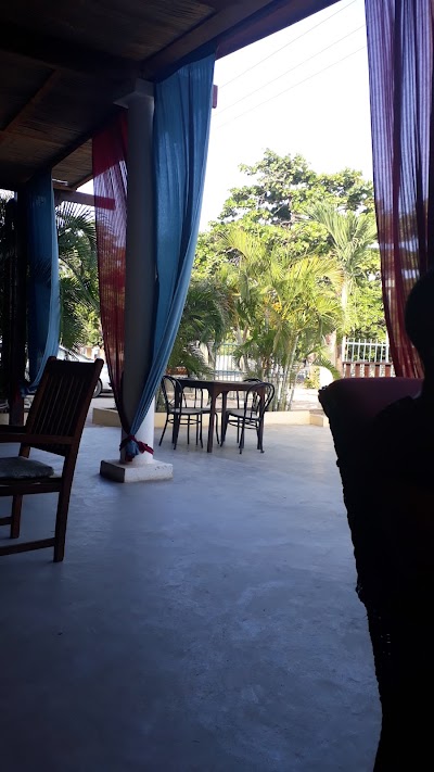 Photos of Qua Bruce Bar and Restaurant