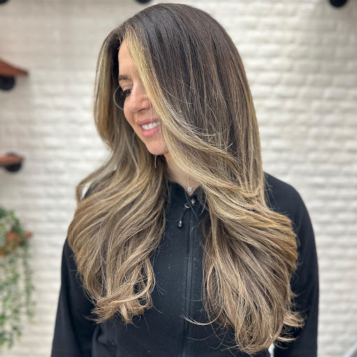 Salon Shandee - Thumbnail