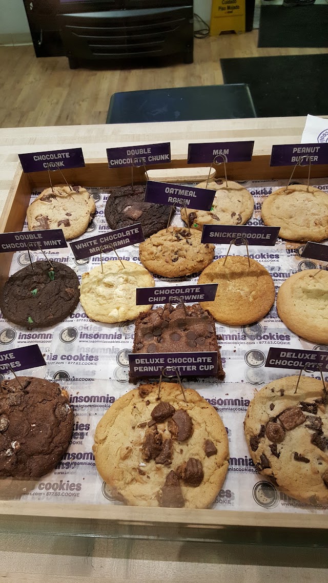 Insomnia Cookies