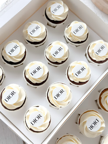 Creme Maison Bakery - Bakery