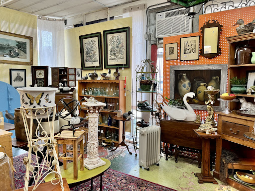 Antiques At Annapolis - Thumbnail