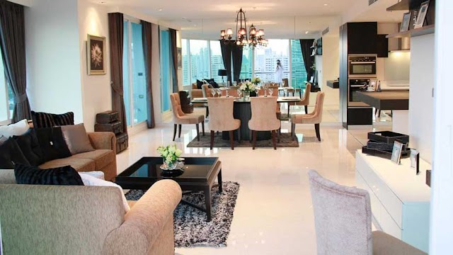 Eight Thonglor