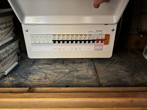 Electricians in Hailsham & Eastbourne- SLE Electrical services ltd - Thumbnail