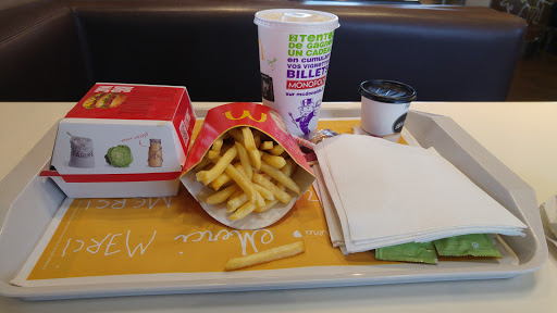 Photo 2 - Burger & Co