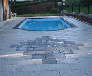 Photo n°21 de azur paysage à Roye (Société de construction de piscine)