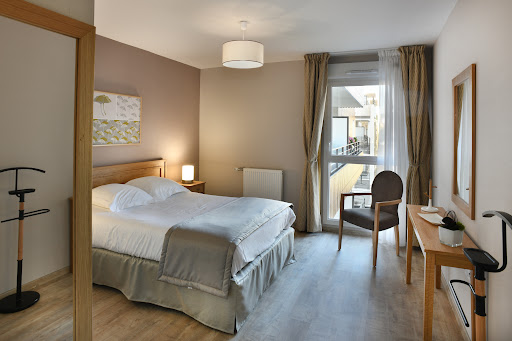 Photo de Résidence Services Seniors DOMITYS - Les Raisins Bleus à Villiers-sur-Marne (94350)