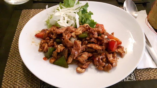 Ban Som Tam
