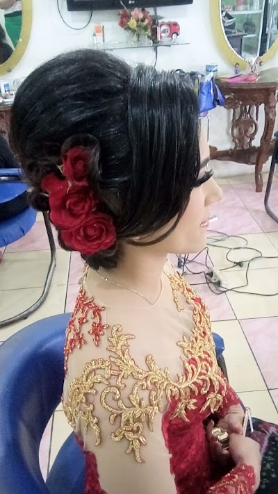 Photos of Jeges Salon