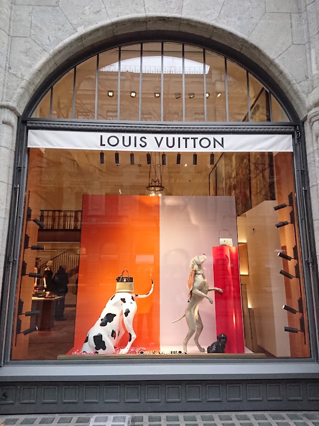 Mapstr - Shopping Louis Vuitton Zurich - Louis Vuitton, Been here, Hotel,  Instagram