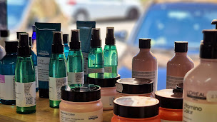 Photo n°28 de Créa Coiffure à Dardilly (Salon de coiffure)