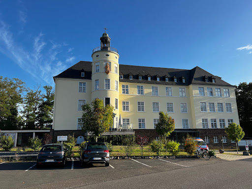 Autobahn- und Radwegekirche St. Paul Wittlich