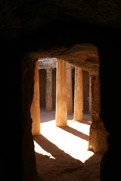 Photos of Cimetery N&deg;5 tomb of the Kings