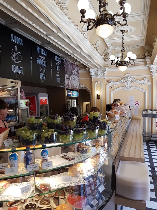 Széchenyi Étterem Szolgáltató Kft.