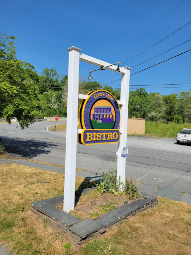 Cora's 1850 Bistro - Thumbnail