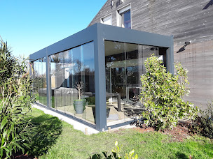 Photo n°6 de Ambiance Abri Piscines à Saint-Cyr-sur-Mer (Magasin de matériel pour piscines)