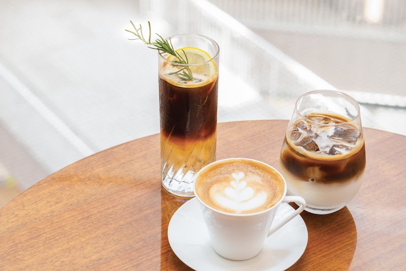 ティーラウンジ 「ザ・ラウンジ」