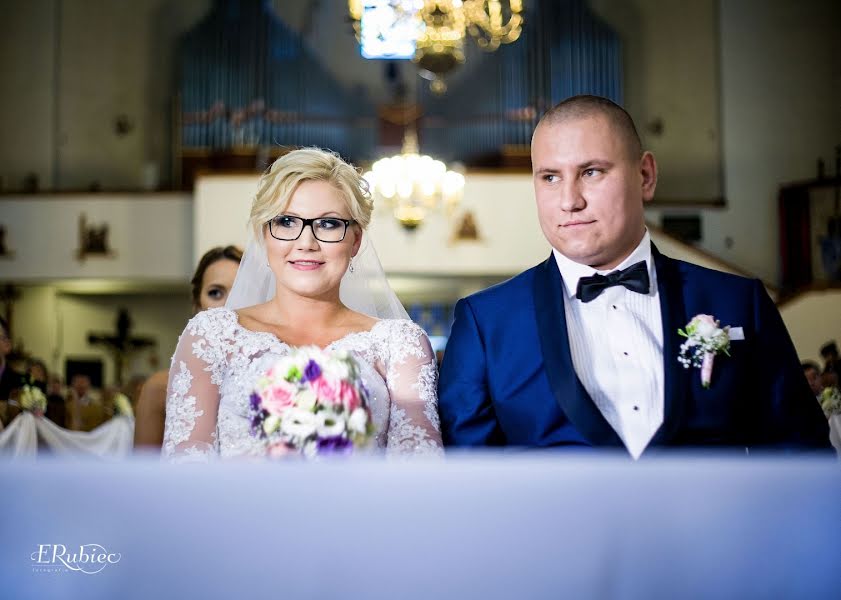 Fotógrafo de bodas Elżbieta Rubiec (erubiec). Foto del 25 de febrero 2020