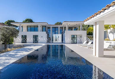 Villa with pool 5