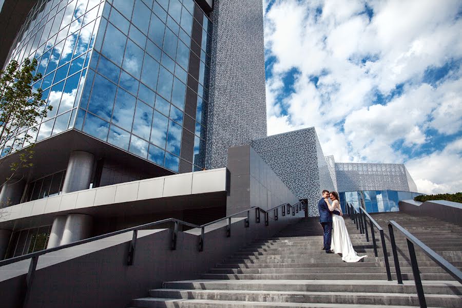 Fotógrafo de casamento Kseniya Eremina (kseniafoto). Foto de 4 de setembro 2016