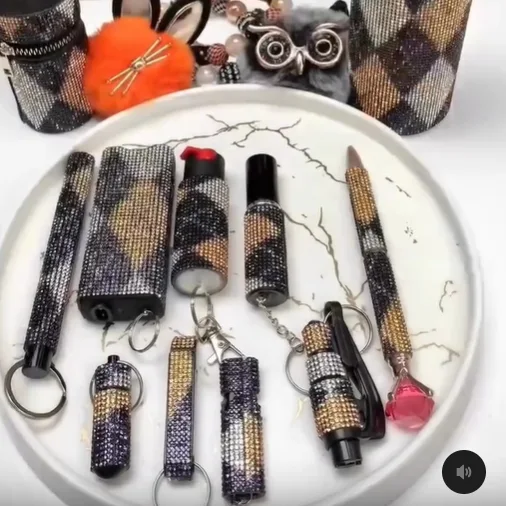 Chaveiro resistente para chaves — Mantenha suas chaves seguras e organizadas com este chaveiro prático. Perfeito para uso diário e fácil de transportar.