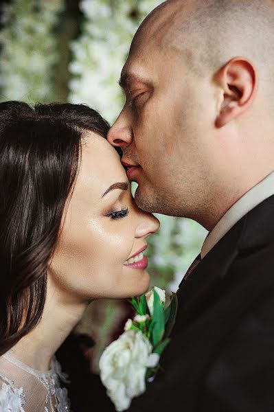 Fotografo di matrimoni Roman Popov (fotoroman1). Foto del 16 maggio 2017