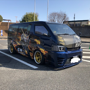 ハイエースバン TRH200V