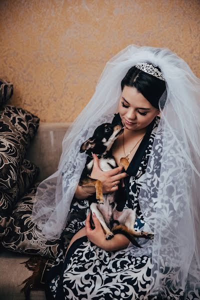 Wedding photographer Marina Longortova (marinalongortova). Photo of 17 December 2019