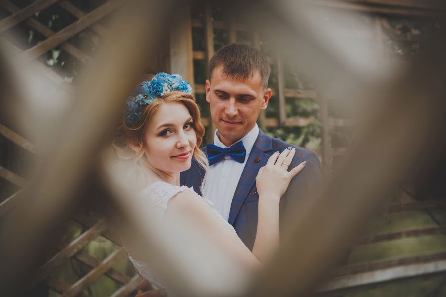 Fotógrafo de bodas Lyubov Ilyukhina (astinfinity). Foto del 19 de noviembre 2017