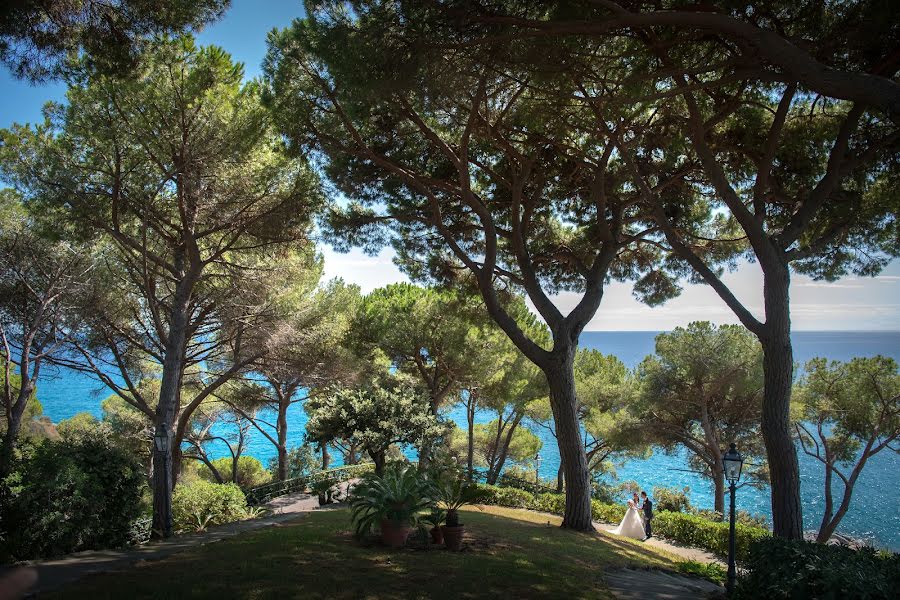 Fotografo di matrimoni Alberto Canale (albertocanale). Foto del 2 ottobre 2019
